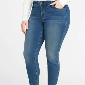 NWT Old Navy Rockstar Super Skinny Plus-Size Jeans sz 30w with warm lining